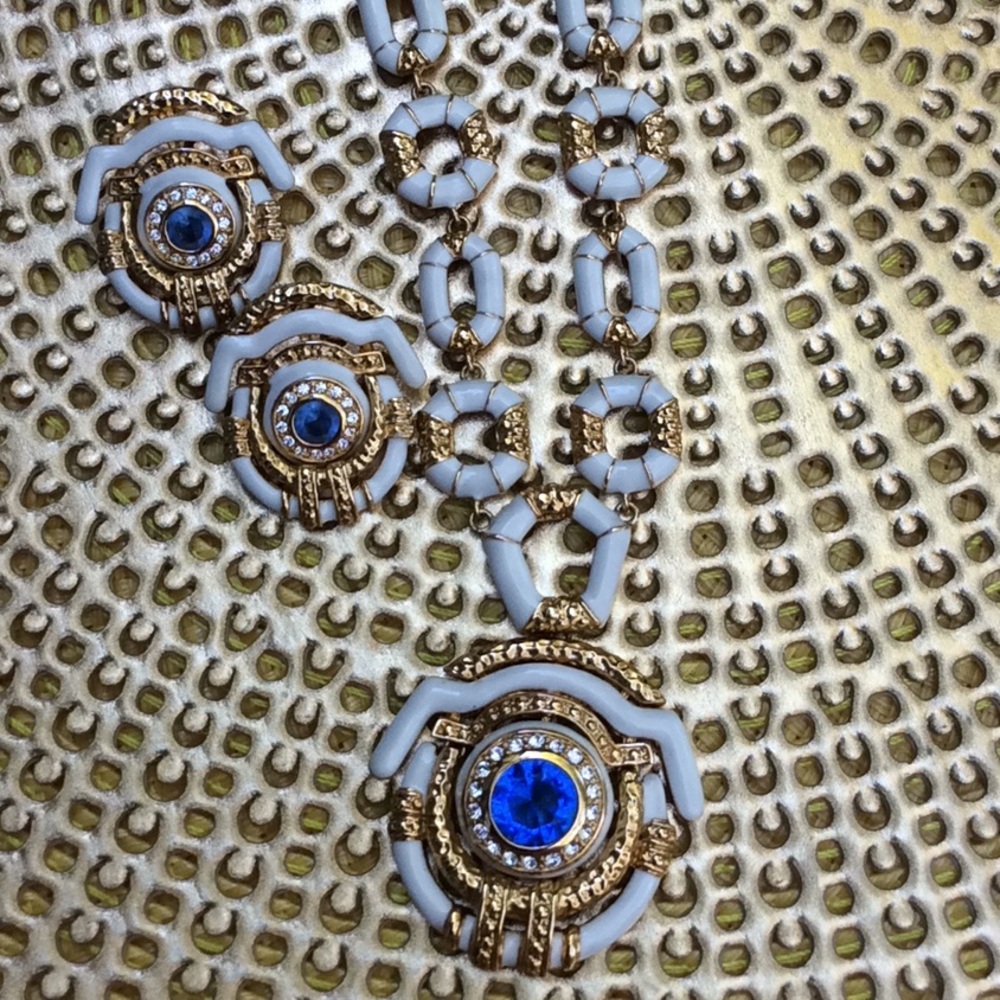 Necklace and Earring set